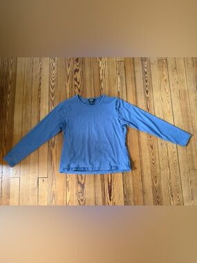 Woolrich Long Sleeve Tee Shirt Blue Crewneck Womens Medium Casual Basic